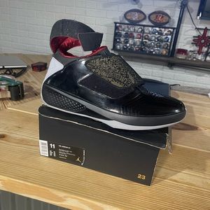 Jordan retro 20 Stealth black and red size 11